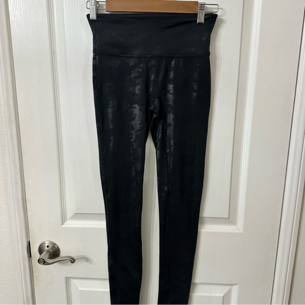SPANX Faux Leather Camo Leggings, S